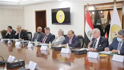 وزيرا التنمية المحلية والبيئة يناقشان الاستعدادات الجارية لاستضافة مؤتمر المناخ COP 27