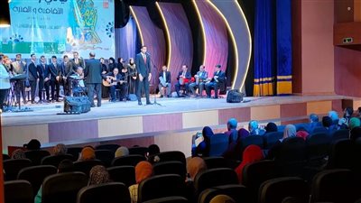 كورال جامعة السادات يتألق بقصر ثقافة شبين الكوم