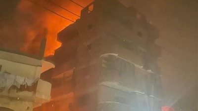 انتداب المعمل الجنائي لفحص أسباب حريق 5 منازل ببنها