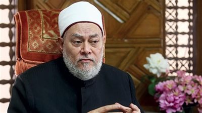 علي جمعة يوضح الحكمة من حوار سيدنا موسى مع فرعون (فيديو)