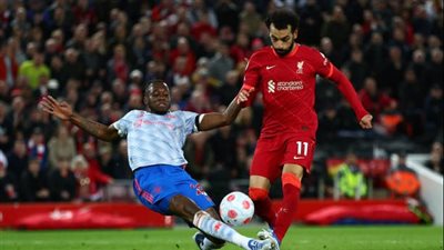 صلاح يقود ليفربول لصدارة البريميرليج بالفوز على مانشستر يونايتد برباعية نظيفة
