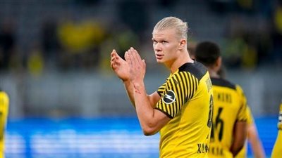 نجم ريد بول سالزبورج بديل هالاند في بروسيا دورتموند