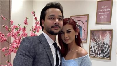 وصلة غزل بين محمود المهدي وزوجته منه عرفة بعد عودتهما لبعضهما مرة أخرى