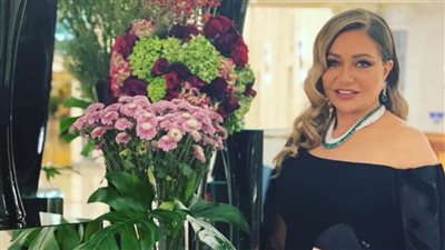 بالأسود.. ليلى علوي تخطف الأنظار في أحدث ظهور لها
