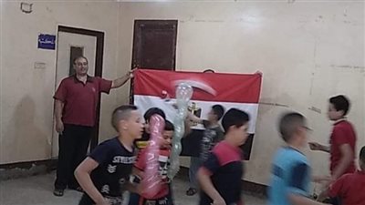 بالأعلام طلائع مركز شباب كفر النعيم بالدقهلية يحتفلون بعيد تحرير سيناء (صور)