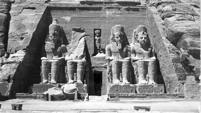 الاحتفال بمرور 66 عام على إنشاء مركز تسجيل الآثار المصرية