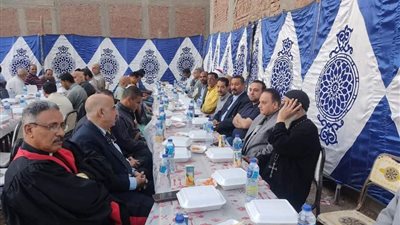 الأقباط يشاركون المسلمين إفطار مطبخ الخير بالخانكة