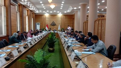 مجلس جامعة بنها يناقش استعدادات امتحانات نهاية العام الدراسي