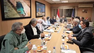 وزير السياحة والآثار يتابع آخر مستجدات الأعمال بالمتحف المصري الكبير