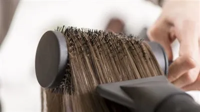 طريقة الاستشوار الصحيحة لشعرك مع المحافظة عليه