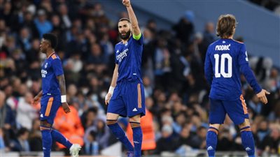 بنزيما يقترب من معادلة إنجاز رونالدو في دوري أبطال أوروبا 