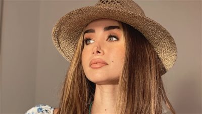 هنا الزاهد.. تهنئ متابعيها بعيد الفطر(صورة)