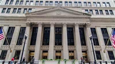 بعد تصريحات محافظ المجلس الاحتياطي الفيدرالي الأمريكي.. ما هو مصير العالم إقتصاديا؟