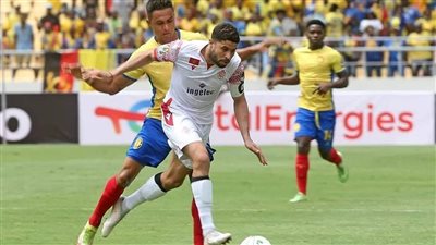 الوداد يكتسح بيترو أتلتيكو بالثلاثة ويضع قدمًا في نهائي دوري الأبطال