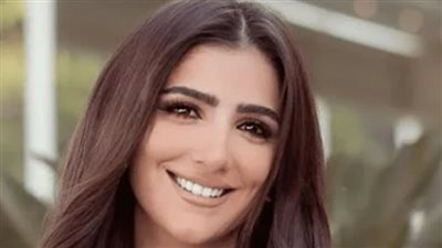 مى عمر تتألق بأحدث إطلالة جديدة