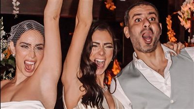 هكذا.. هنأت داليا شوقي شقيقتها بسنت بزفافها