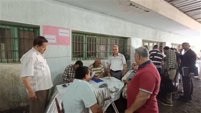 القوى العامله بالبحر الأحمر تبدأ في تلقي طلبات انتخابات النقابات العمالية