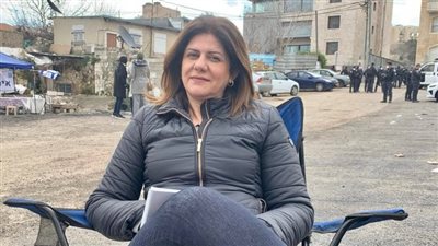 صحفي فلسطيني بعد اغتيال شيرين أبو عاقلة: نواجه عدوًا وليس مجرد قوات تحمل السلاح فقط 