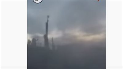 مشاهد لتبادل إطلاق النار بين القوات الأوكرانية والروسية في ماريوبول (فيديو)