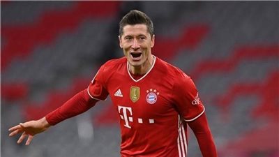 بينهم نجما ليفربول وبرشلونة.. البايرن يحدد 4 بدائل لتعويض ليفاندوفسكي