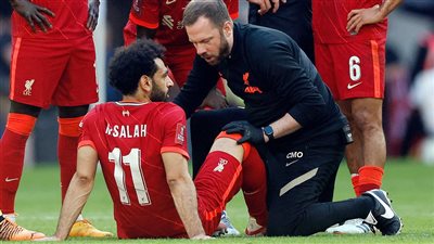 عاجل.. محمد صلاح يُغادر مباراة ليفربول وتشيلسي للإصابة