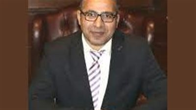 خبير: الحروب العالمية حجبت تجاوب البورصة مع قرارات الحكومة عن الطروحات 