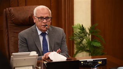 محافظ بورسعيد يتابع مستجدات أعمال إزالة التعديات على أملاك الدولة 