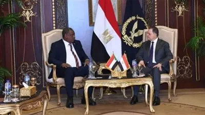 وزير الداخلية يستقبل نظيره السوداني لمناقشة القضايا الأمنية ذات الاهتمام المشترك (فيديو)