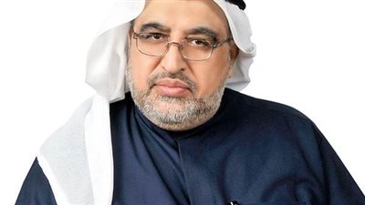 كاتب إماراتي: 