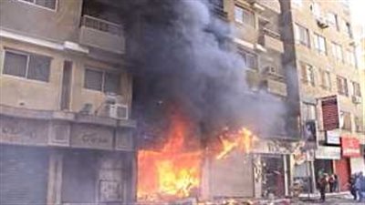 دون إصابات.. إخماد حريق اندلع بمحل في السيدة زينب