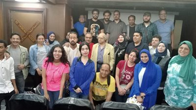 حضور ومشاركة كبيرة بأفتتاح الدوره المجانية للتكوين البصري بمركز الثقافة السينمائية 