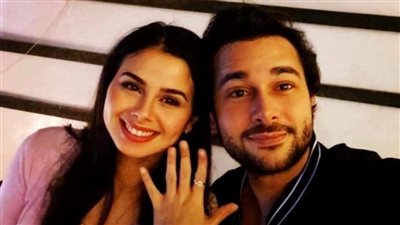 بعد إثارتهما الجدل مؤخرًا.. قصة زواج منة عرفة ومحمود المهدي