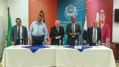 وكيل تعليم بورسعيد يشهد حفل ختام دوري العباقرة 