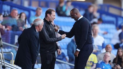 شرطة مرسيسايد تعلن عدم توجيه أي اتهام ضد فييرا بعد أزمة مواجهة إيفرتون