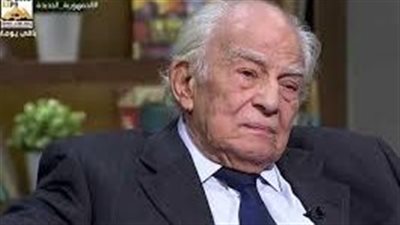 رشوان توفيق عن شائعات وفاته: 