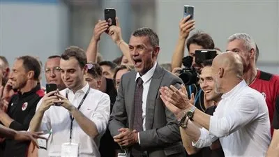 مالديني يكشف عن صفقات ميلان الجديدة.. وموقف إبراهيموفيتش