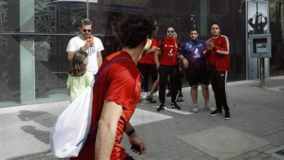 دوري أبطال إفريقيا| جماهير الأهلي تؤازر اللاعبين قبل التوجه للمران