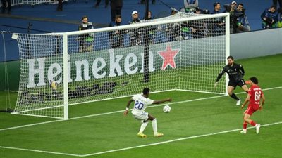 فينيسيوس يتوج بجائزة أفضل لاعب واعد في أوروبا 2022