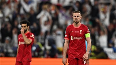 نجم ليفربول يفتح النار على اللجنة المنظمة لنهائي الأبطال