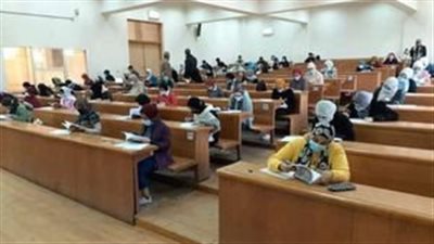ضوابط امتحانات نهاية العام الدراسي بالجامعات
