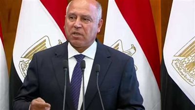 وزير النقل عن القطار الكهربائي السريع: 