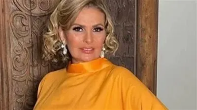 يسرا تخطف أنظار متابعيها بأحدث إطلالة لها