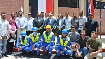 محافظ بورسعيد يفتتح محطة رفع صرف صحي الضواحي