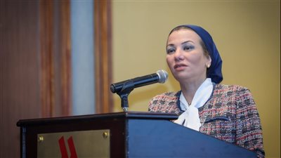 وزيرة البيئة: ضرورة تسريع وتيرة العمل لمواجهة تأثيرات تغير المناخ 