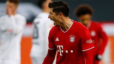 نجم نابولي بديل ليفاندوفسكي في بايرن ميونخ