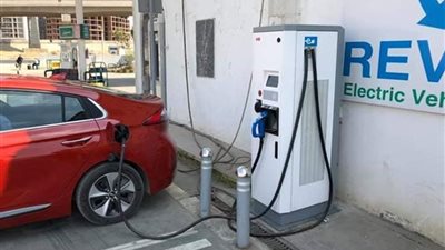 تعرف على شروط تراخيص محطات شحن السيارات الكهربائية