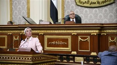 وزيرة البيئة: التحكم في مصادر التلوث أهم آلياتنا للحد من تلوث الهواء