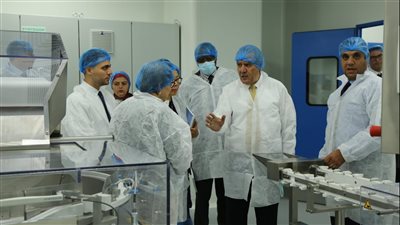 رئيس هيئة الدواء المصرية يلتقي وفد منظمة الصحة العالمية