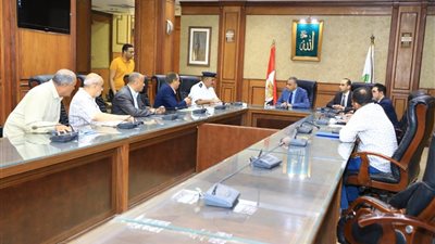 محافظ سوهاج يتابع إزالة التعديات على أملاك الدولة والأراضي الزراعية 