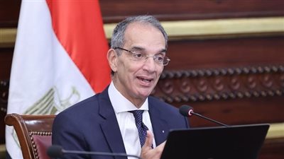 وزير الاتصالات وتكنولوجيا المعلومات يستعرض استراتيجية الوزارة في تنمية المشروعات الصغيرة والمتوسطة 
